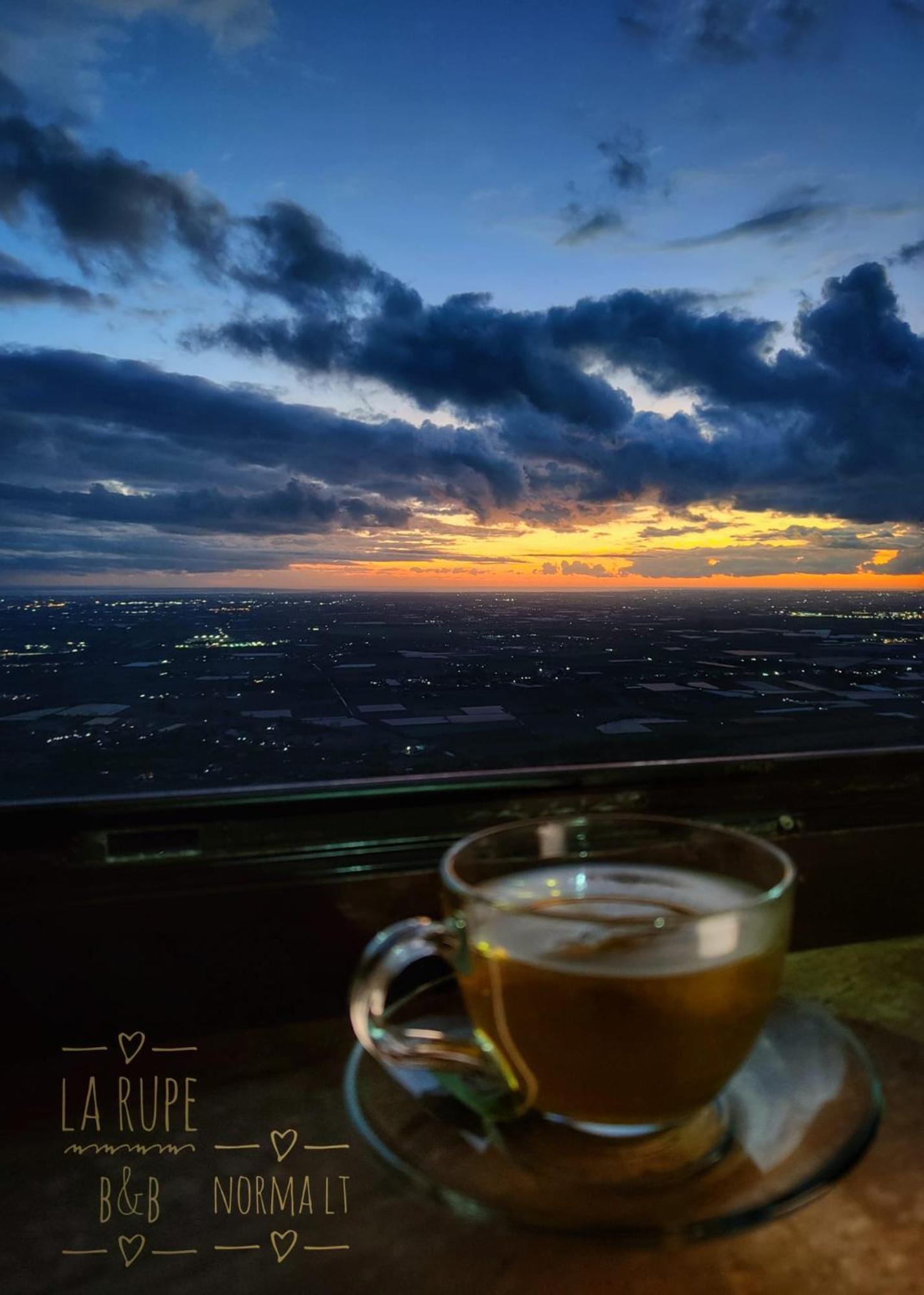 La Rupe Bed And Breakfast Норма Экстерьер фото