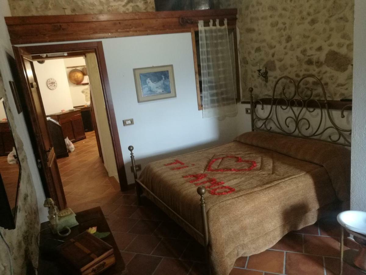 La Rupe Bed And Breakfast Норма Экстерьер фото